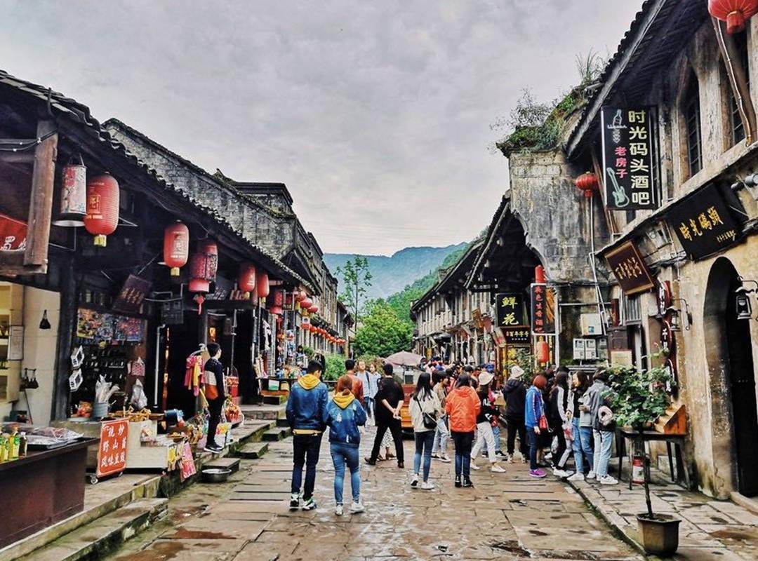 东西问丨罗二虎:石质“汉书”见证了怎样的东西文明互鉴?